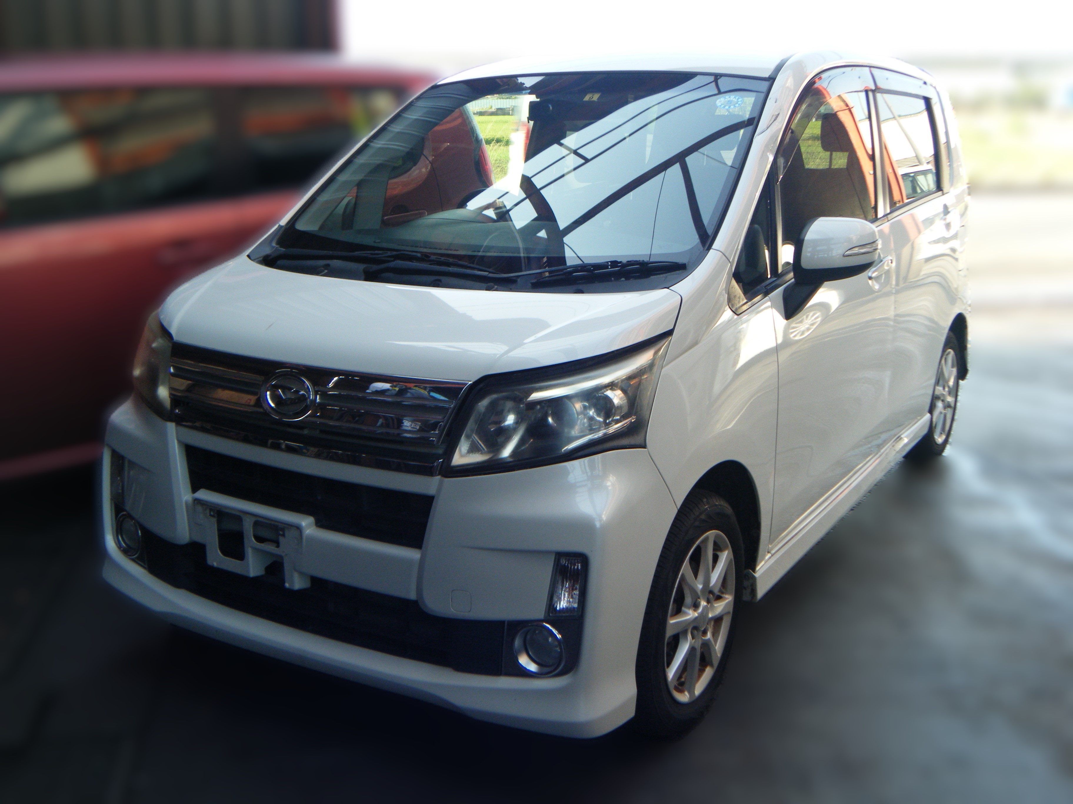 ダイハツムーヴカスタム平成26年式(2014年式)大阪府東大阪市の買取実績2025/02/19画像1