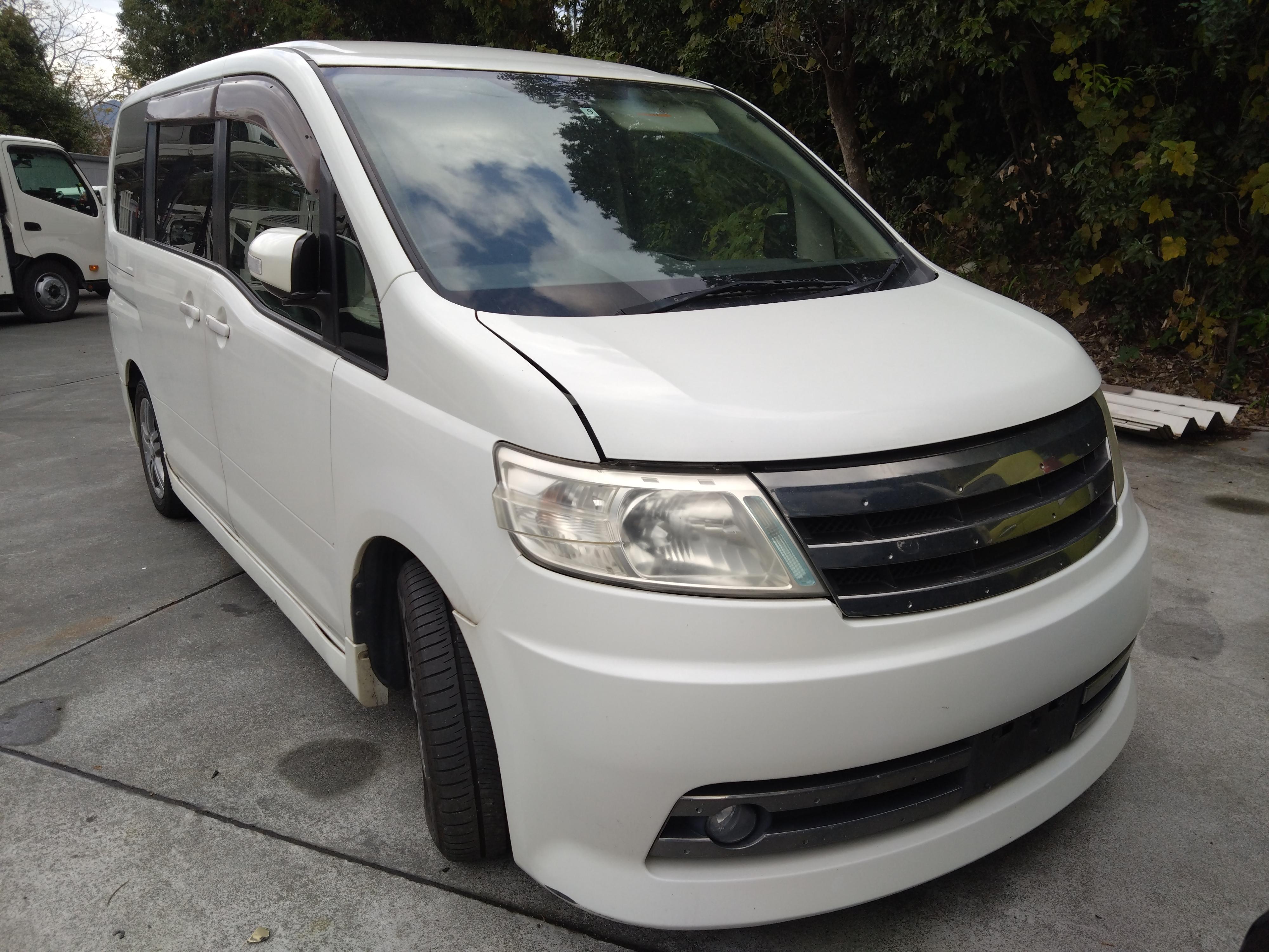 ニッサンセレナ平成19年式(2007年式)福岡県福岡市の買取実績2025/04/25画像1