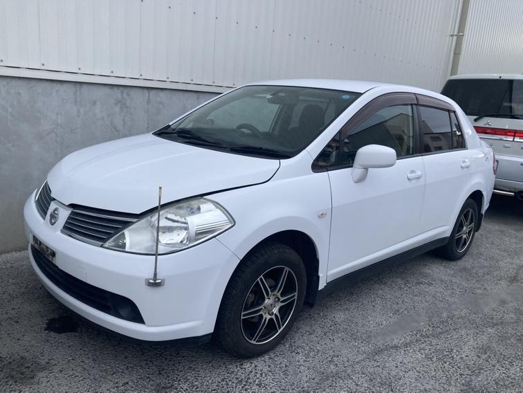 ニッサンティーダラティオ平成20年式(2008年式)長崎県佐世保市の買取実績2025/04/25画像1