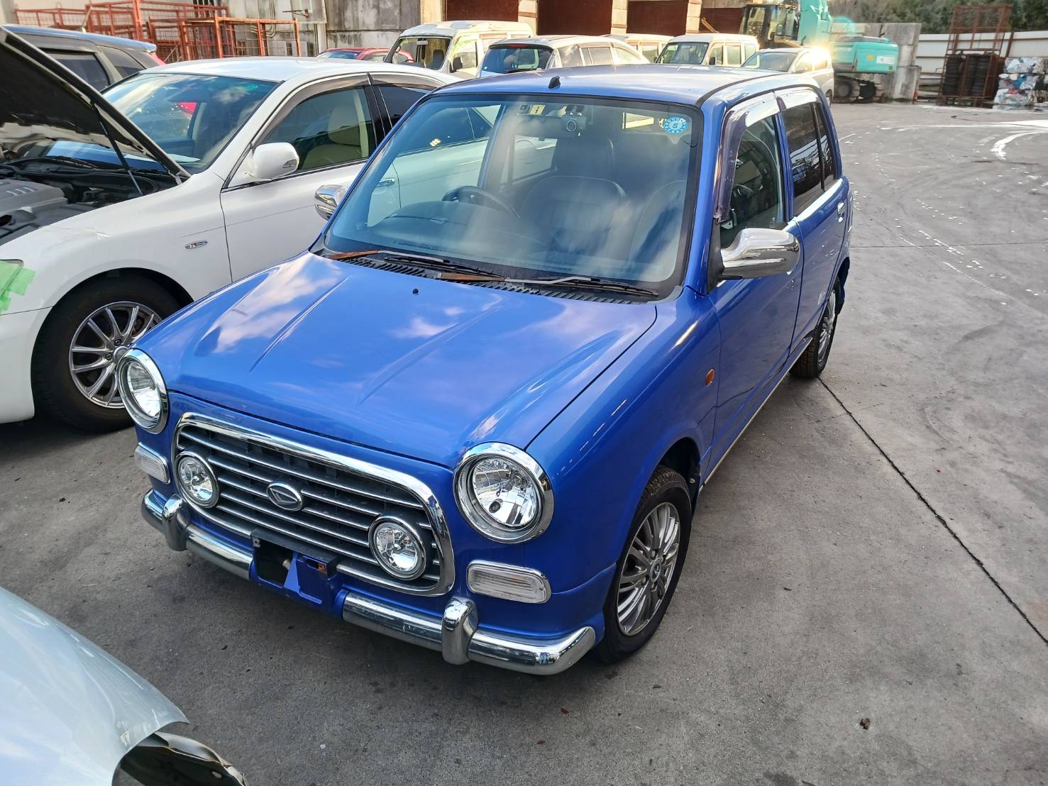 ダイハツミラジーノ平成16年式(2004年式)広島県広島市の買取実績2025/06/25画像1