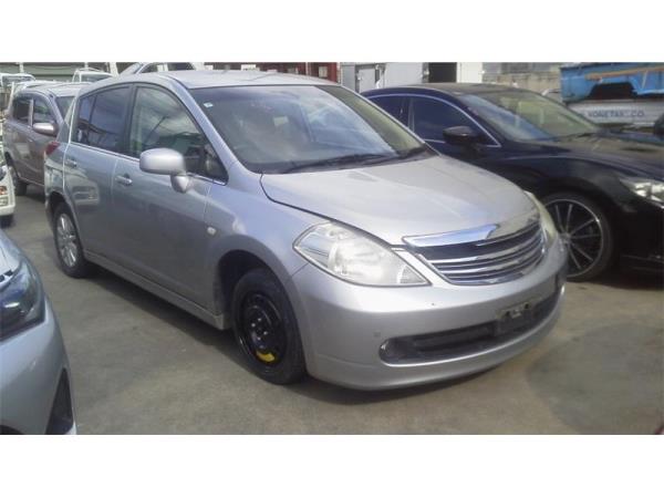 ニッサンティーダ令和7年式(2025年式)愛媛県四国中央市の買取実績2025/07/09画像1