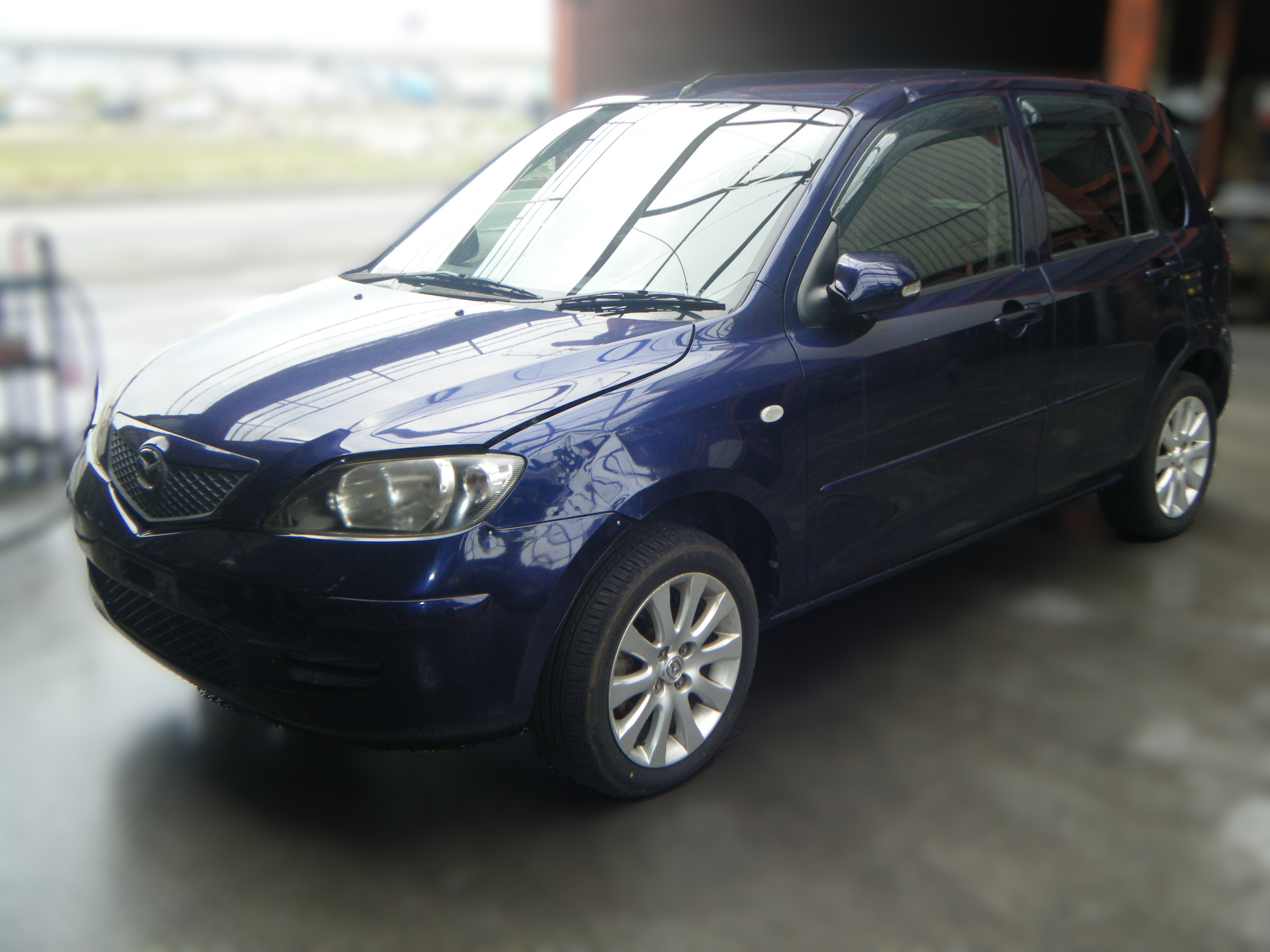 マツダデミオ平成16年式(2004年式)大阪府大阪市の買取実績2025/09/12画像1