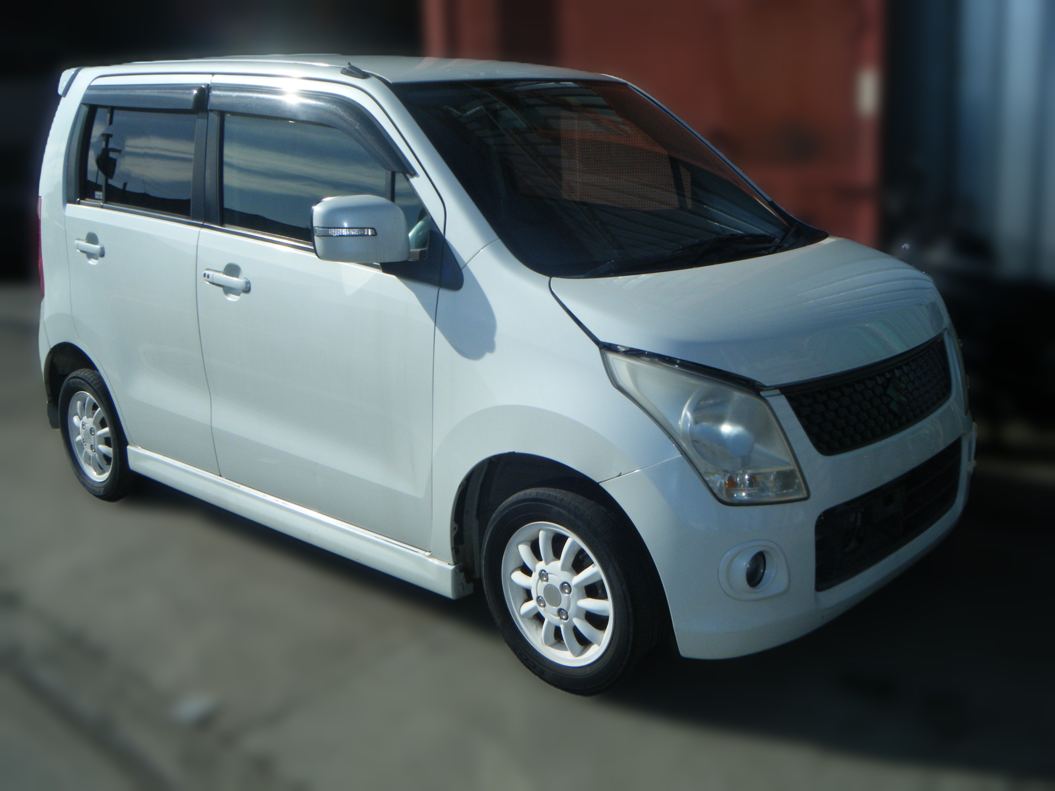 スズキワゴンＲ平成22年式(2010年式)奈良県奈良市の買取実績2025/09/12画像1