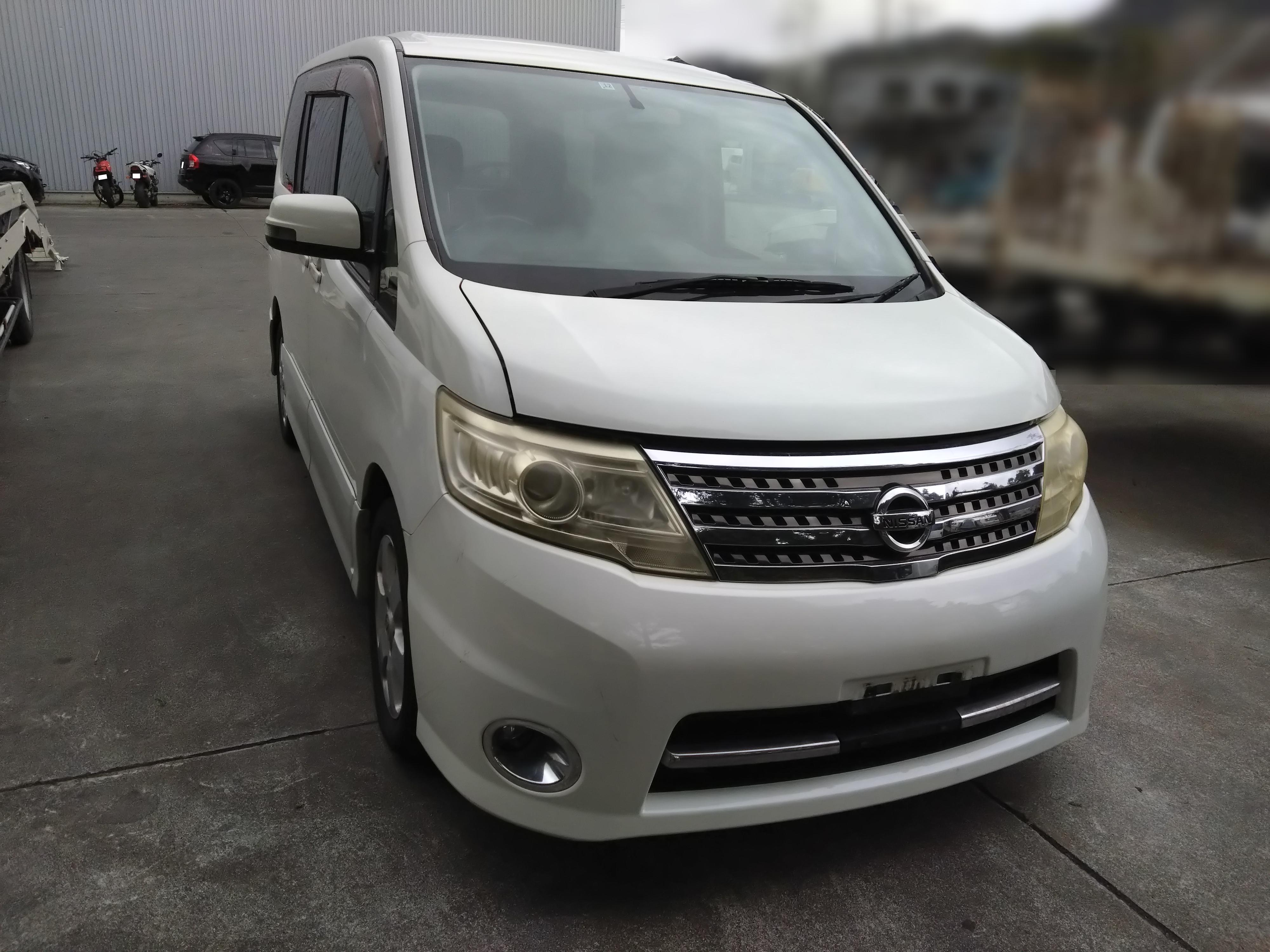 ニッサンセレナ平成21年式(2009年式)福岡県福岡市の買取実績2025/09/12画像1