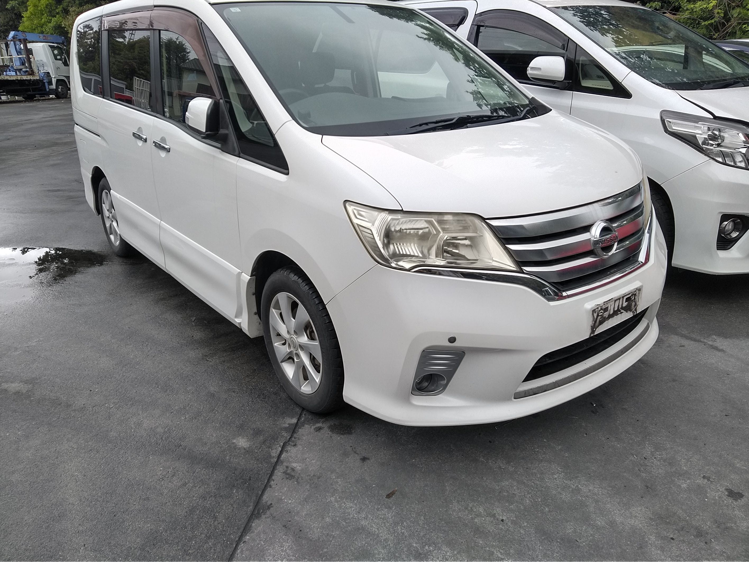 ニッサンセレナ平成23年式(2011年式)福岡県糸島市の買取実績2025/10/22画像1