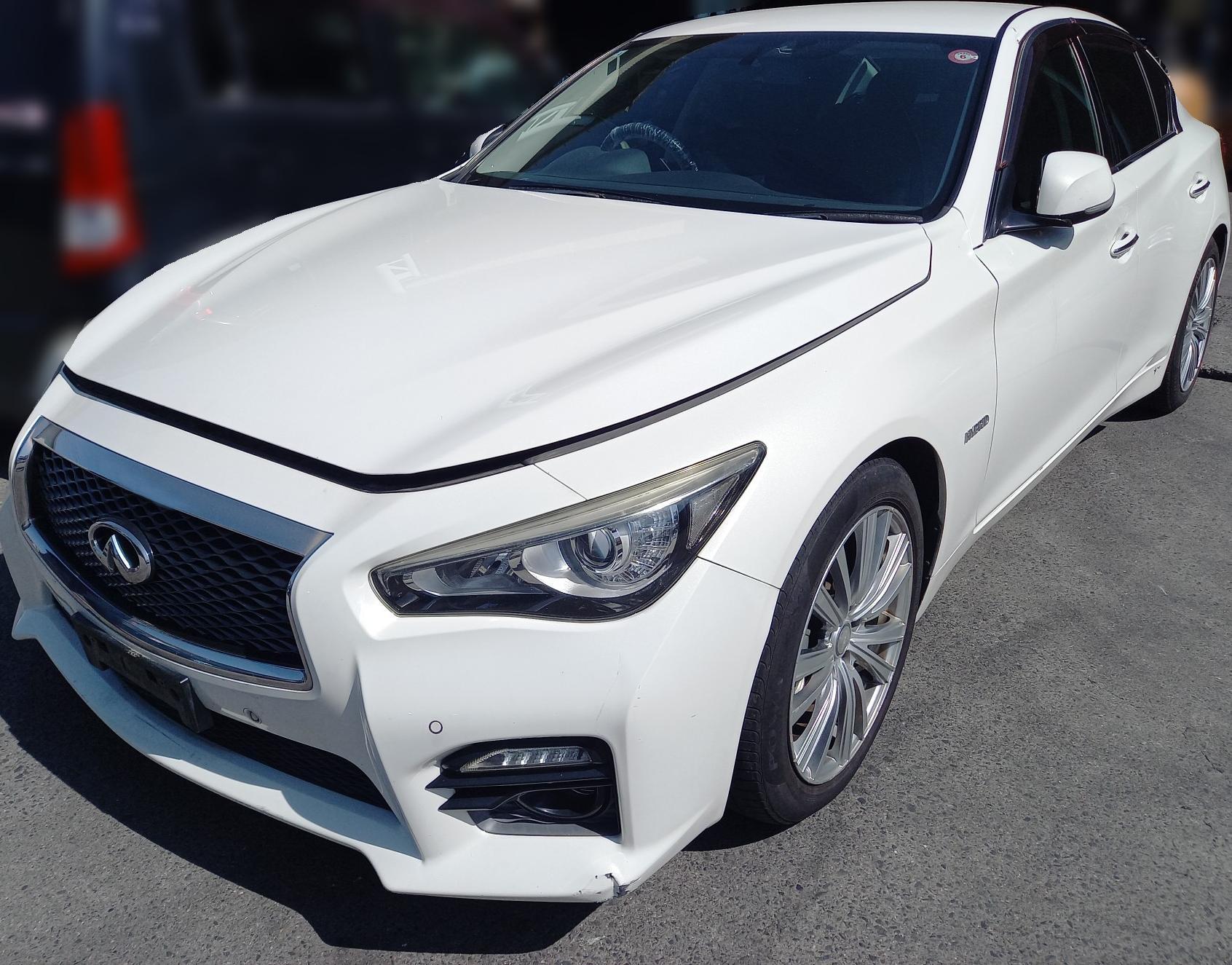 ニッサンスカイライン平成26年式(2014年式)愛媛県伊予市の買取実績2025/09/12画像1