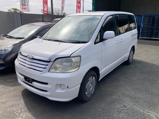 トヨタノア平成16年式(2004年式)広島県福山市の買取実績2025/09/12画像1