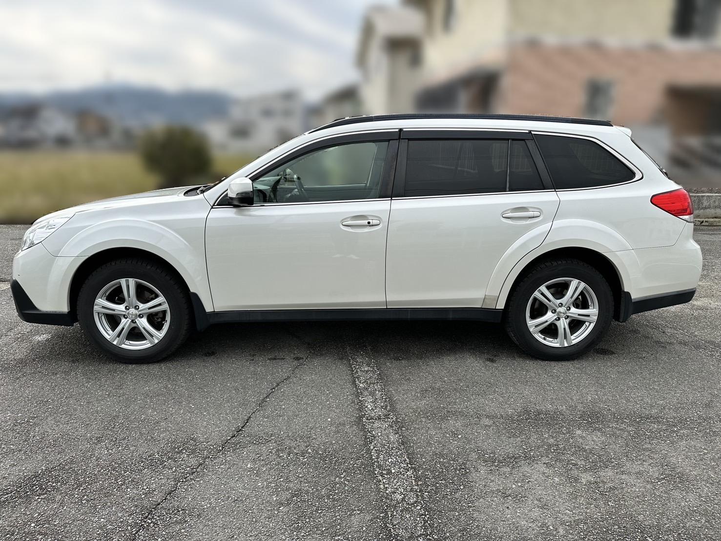 スバルレガシィアウトバック平成25年式(2013年式)岡山県倉敷市の買取実績2025/10/22画像1