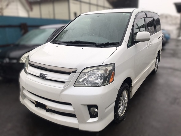 トヨタノア平成16年式(2004年式)北海道旭川市の買取実績2025/10/22画像1