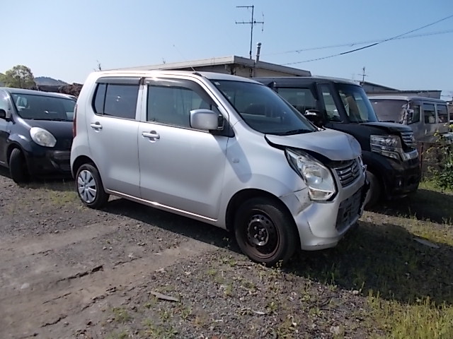 スズキワゴンＲ平成25年式(2013年式)宮崎県宮崎市の買取実績2025/10/22画像1