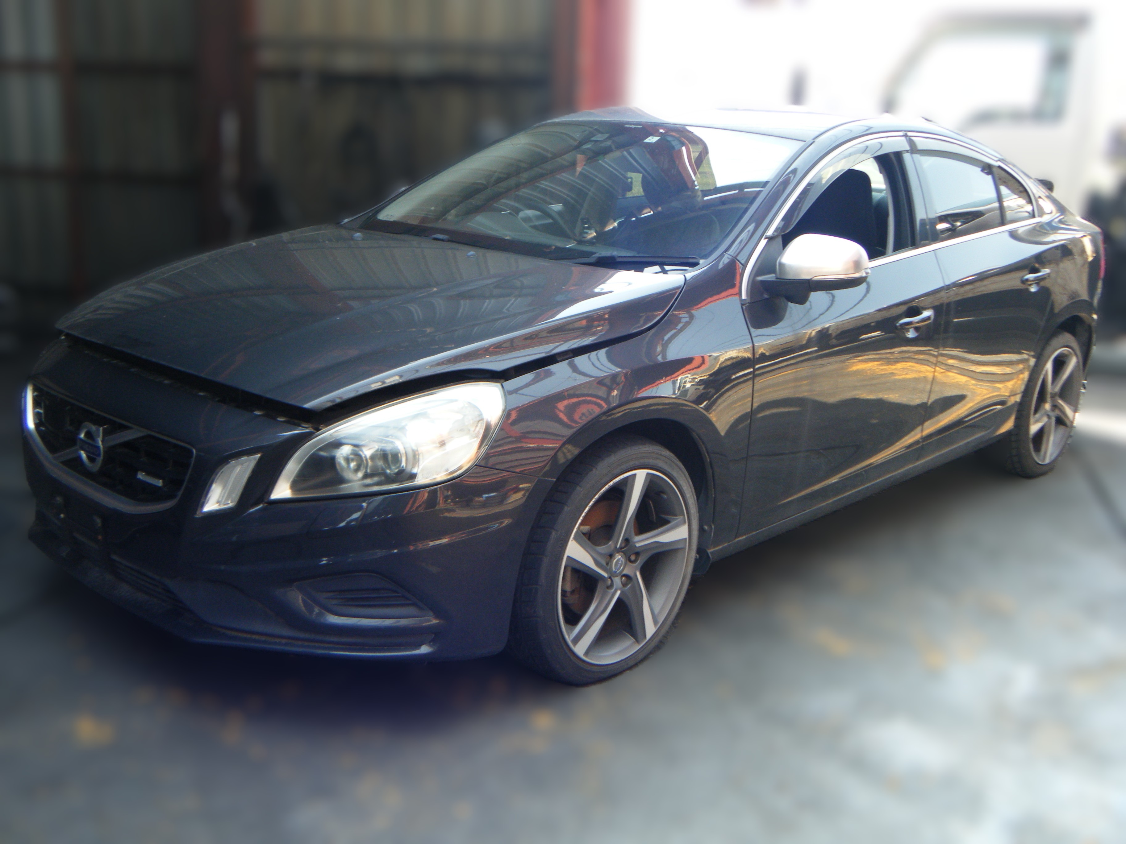 ボルボボルボ・Ｓ６０平成25年式(2013年式)大阪府堺市 美原区の買取実績2025/10/22画像1