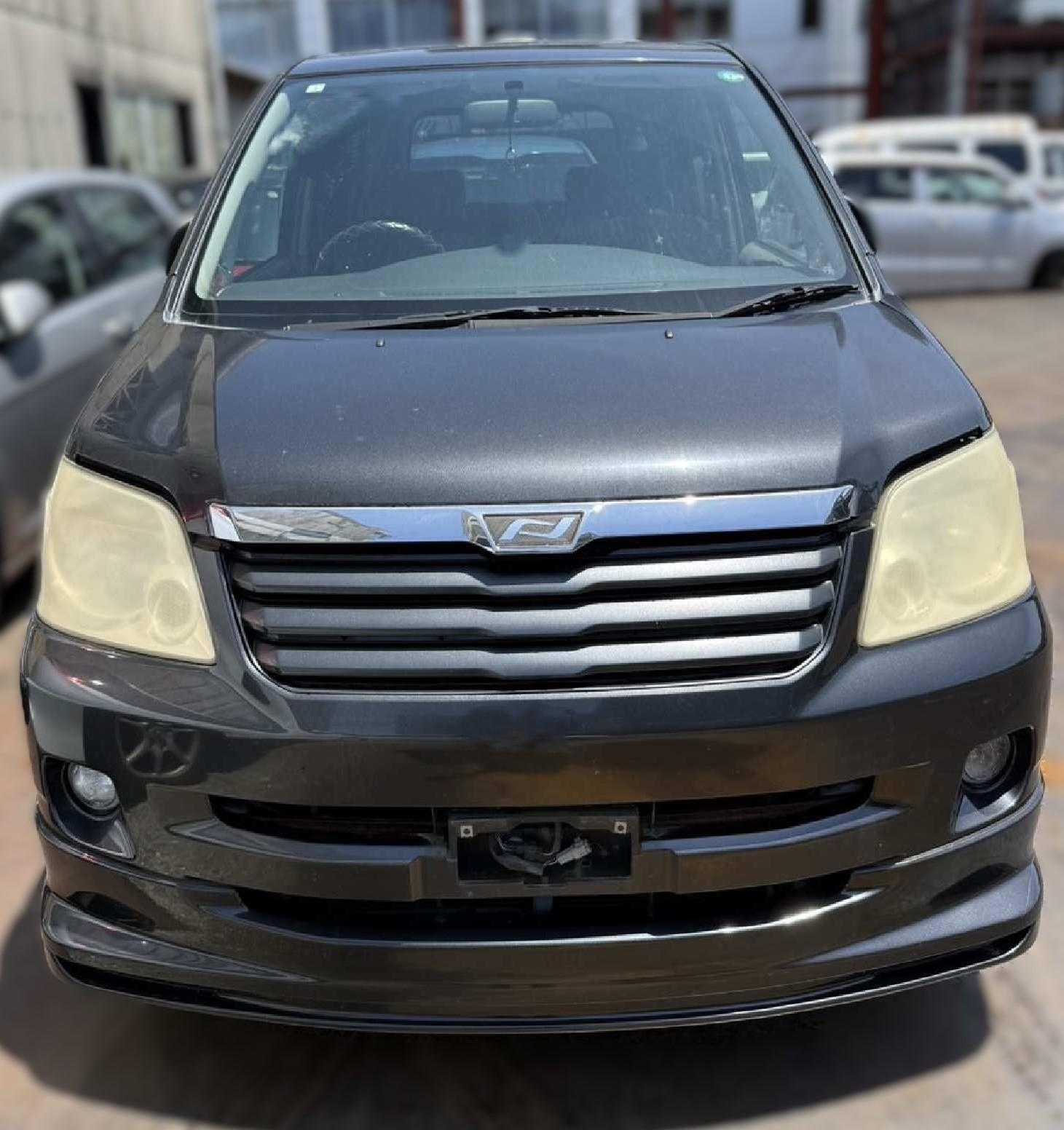 トヨタノア平成15年式(2003年式)高知県須崎市の買取実績2025/11/04画像1