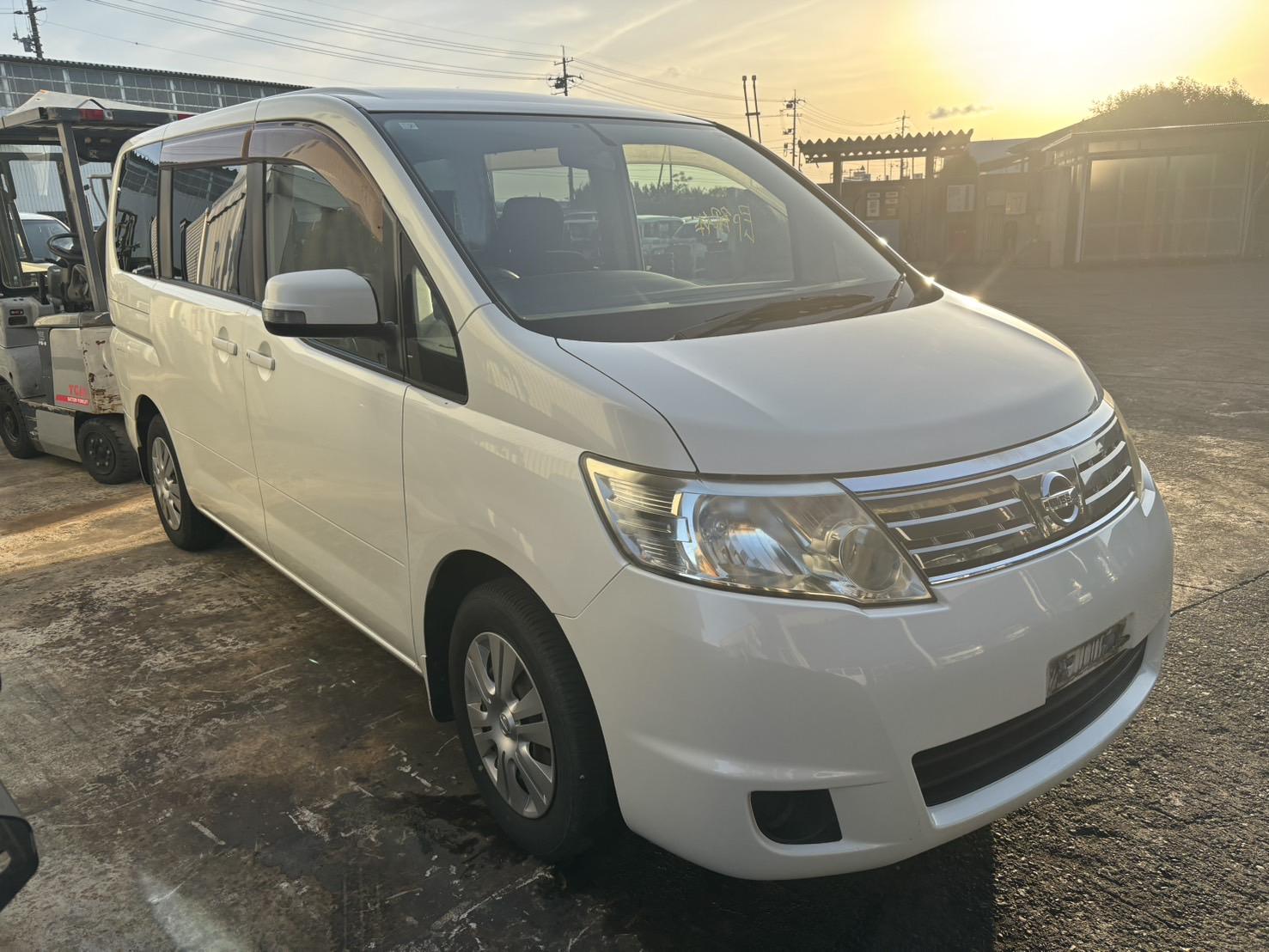 ニッサンセレナ平成17年式(2005年式)鳥取県東伯郡 北栄町の買取実績2025/10/27画像1