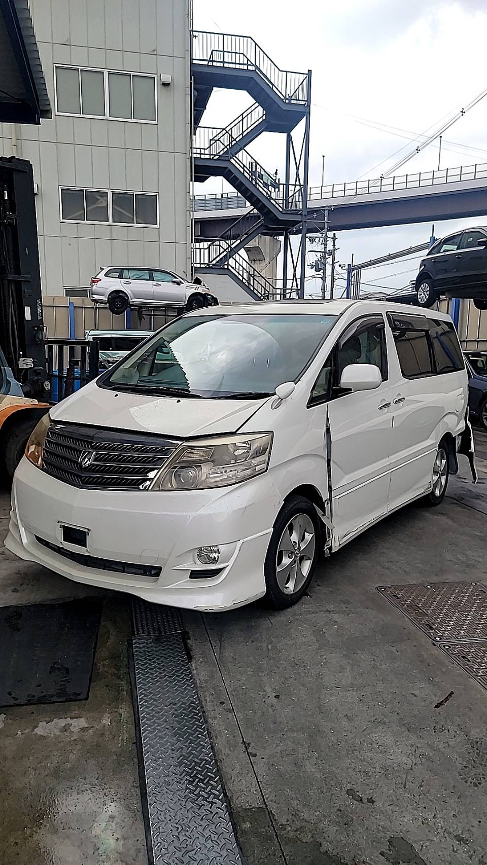 トヨタアルファード平成19年式(2007年式)大阪府吹田市の買取実績2025/10/27画像1