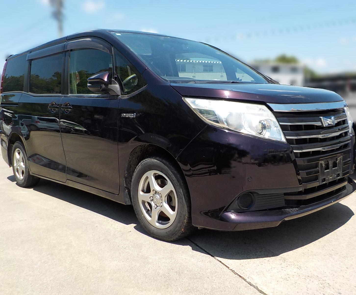 トヨタノアハイブリッド平成26年式(2014年式)愛知県知立市の買取実績2025/10/27画像1