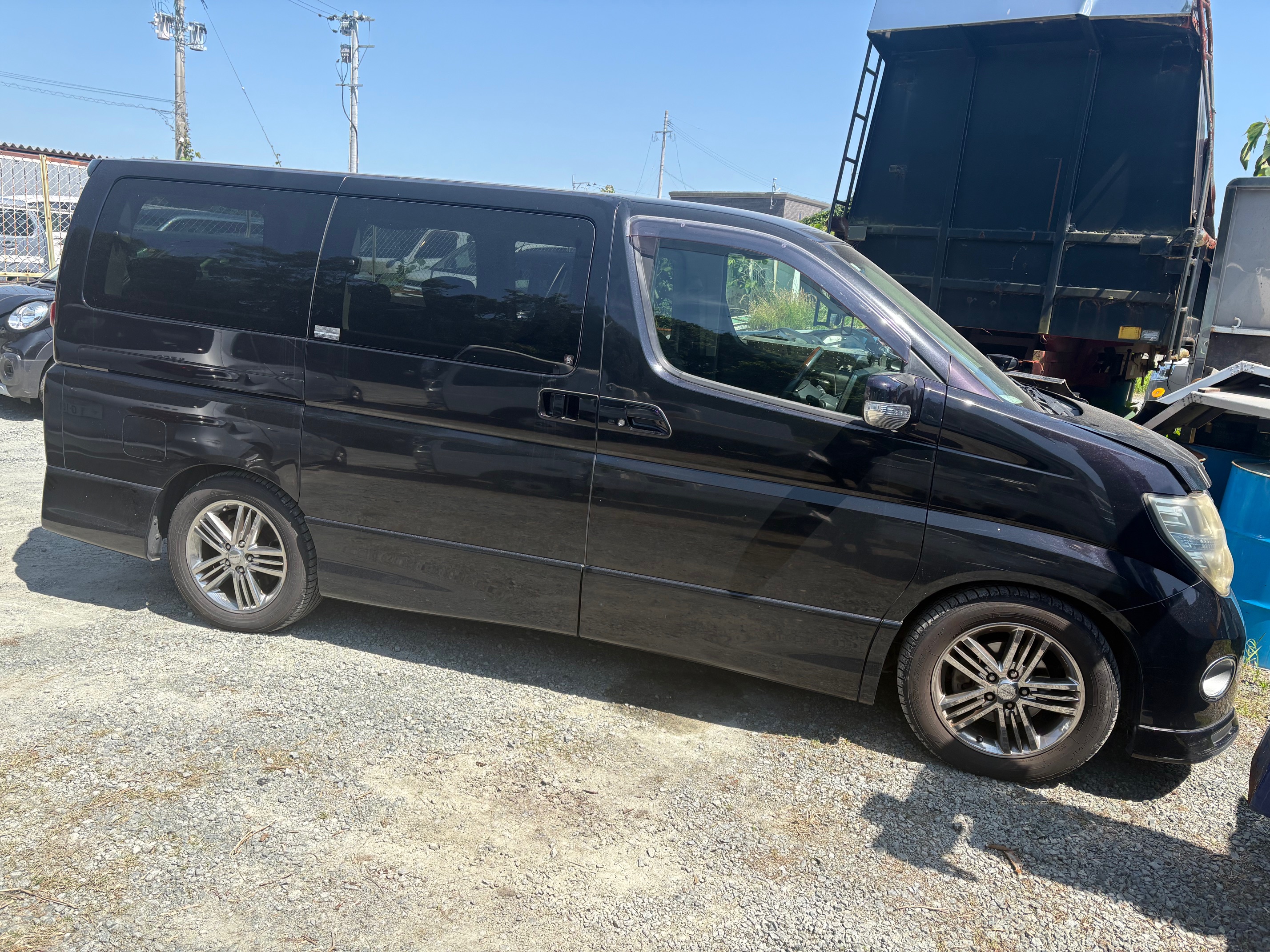 ニッサンエルグランド平成21年式(2009年式)熊本県熊本市の買取実績2025/11/04画像1