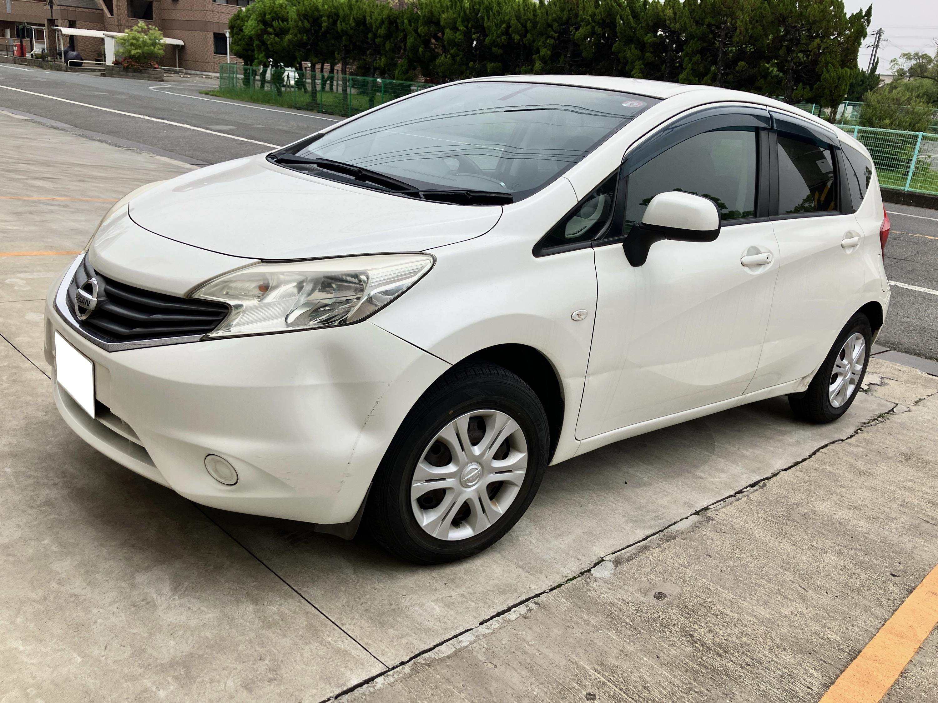 ニッサンノート平成26年式(2014年式)広島県福山市の買取実績2025/11/04画像1