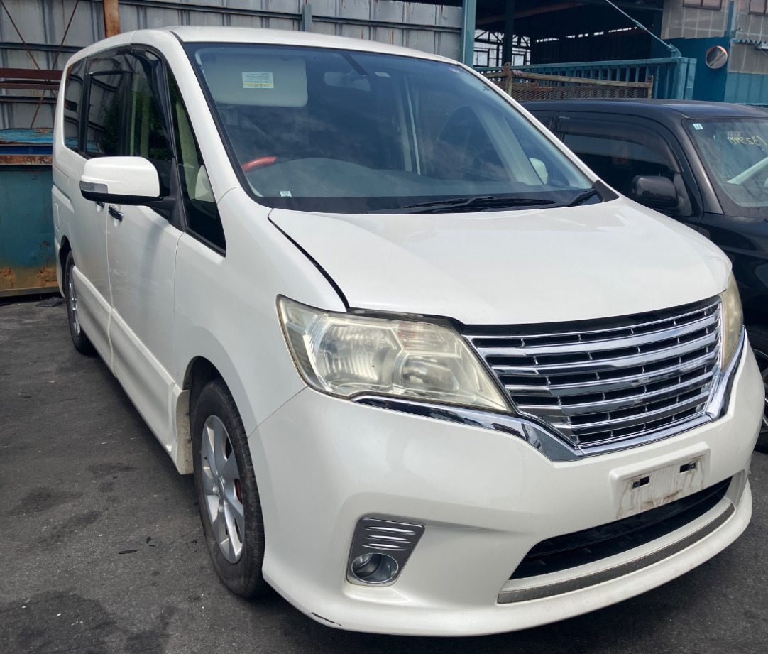 ニッサンセレナ不明式(年式)岐阜県養老郡 養老町の買取実績2025/11/04画像1