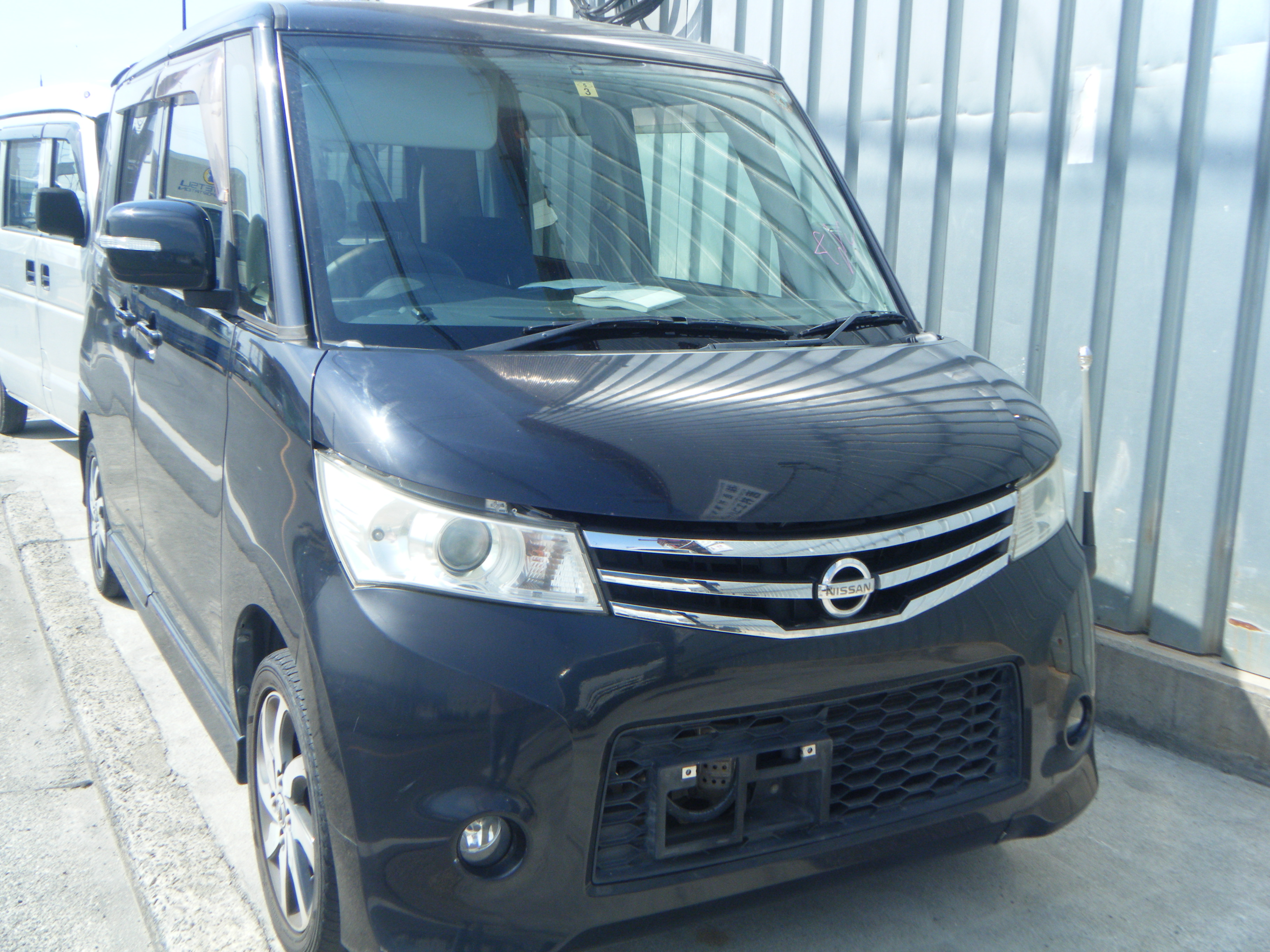 ニッサンルークス平成23年式(2011年式)大阪府高石市の買取実績2025/11/10画像1