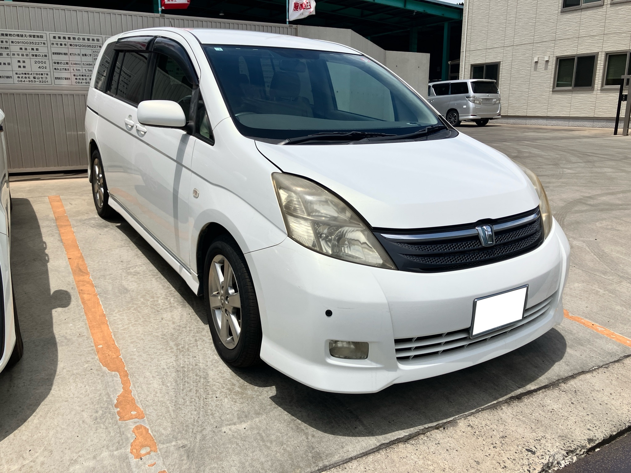 トヨタアイシス平成18年式(2006年式)広島県福山市の買取実績2025/11/10画像1