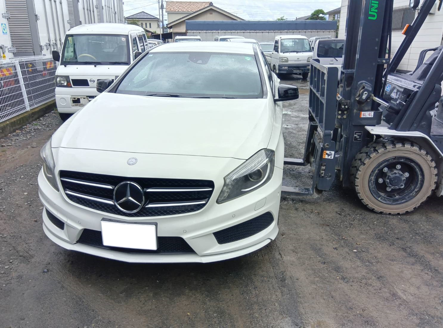 ベンツベンツ・Ａクラス平成25年式(2013年式)山梨県甲府市の買取実績2025/11/10画像1