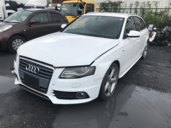 アウディアウディ・Ａ４不明式(年式)新潟県妙高市の買取実績2025/11/04画像1