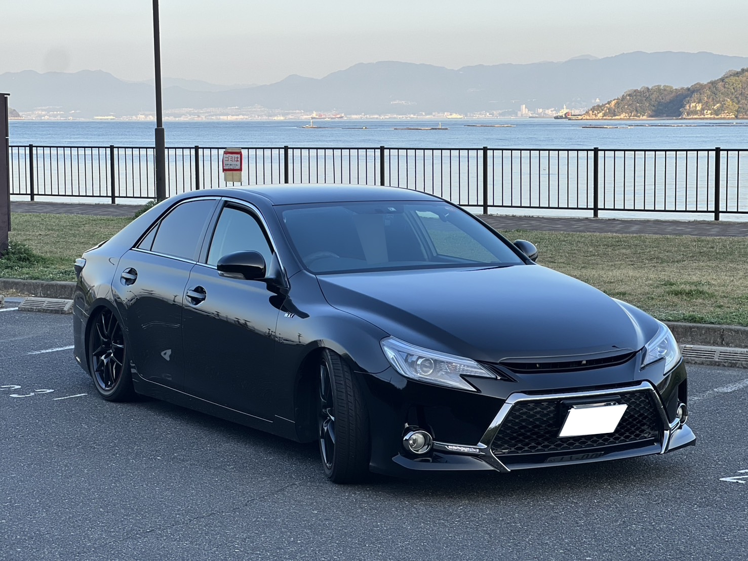 トヨタマークＸ平成28年式(2016年式)広島県廿日市市の買取実績2026/01/23画像1