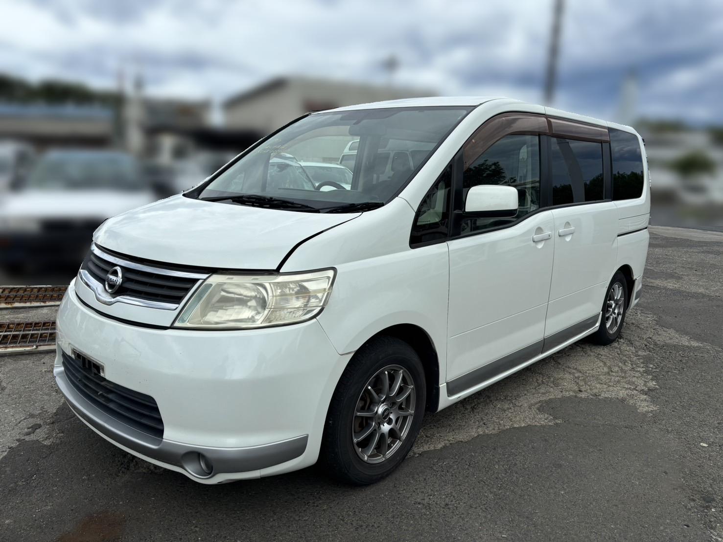 ニッサンセレナ平成18年式(2006年式)鳥取県鳥取市の買取実績2025/11/10画像1