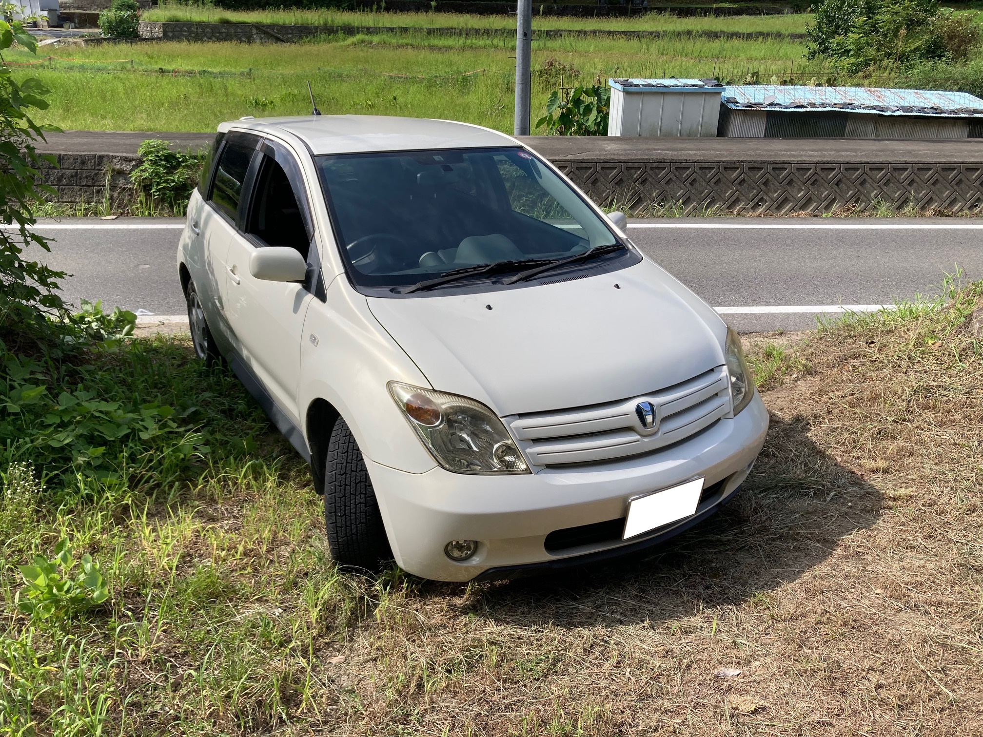 トヨタイスト平成16年式(2004年式)広島県福山市の買取実績2026/01/15画像1