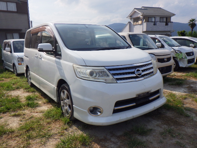 ニッサンセレナ平成22年式(2010年式)徳島県徳島市の買取実績2026/01/15画像1