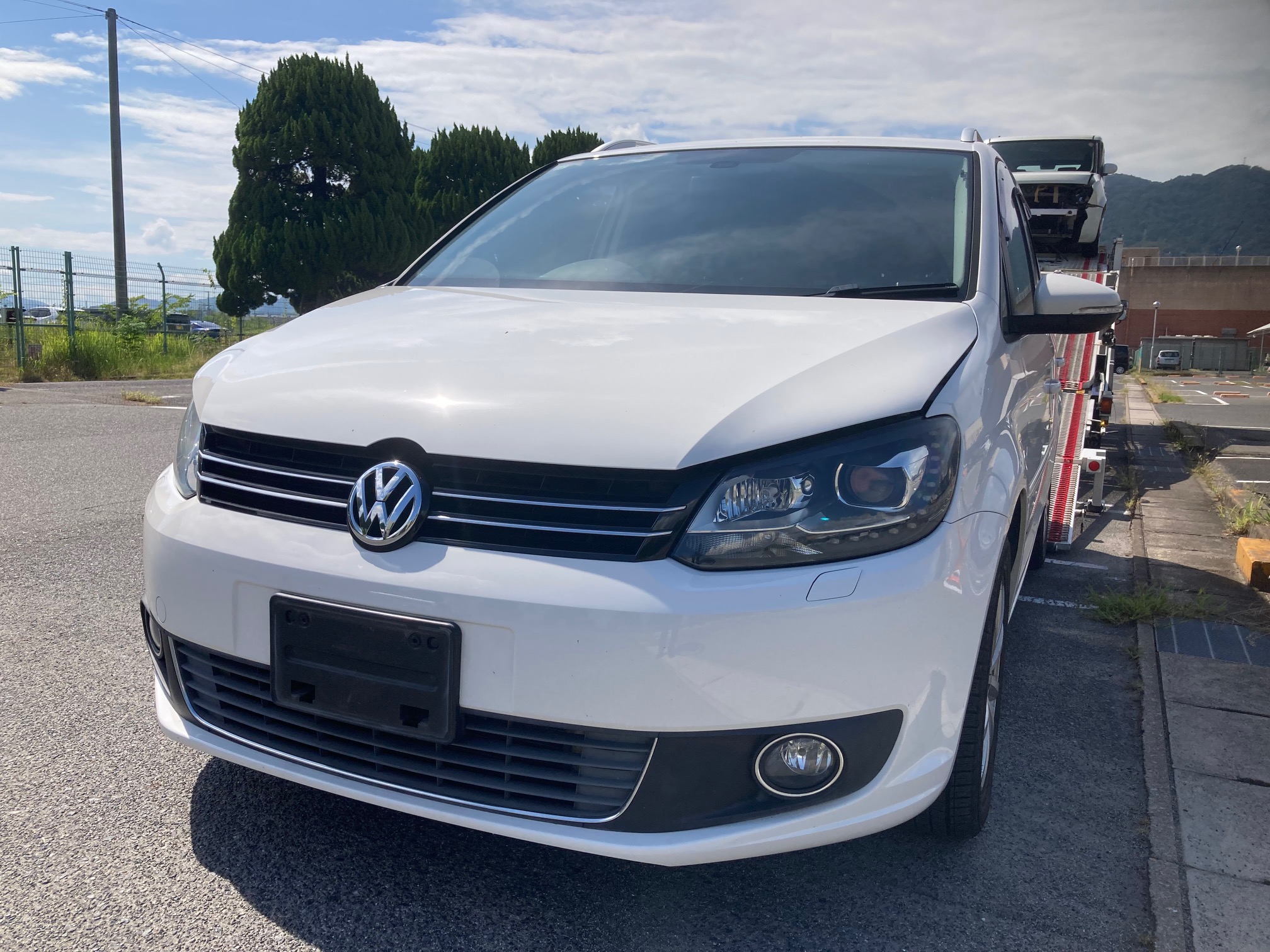 フォルクスワーゲントゥーラン平成23年式(2011年式)広島県三原市の買取実績2026/01/15画像1