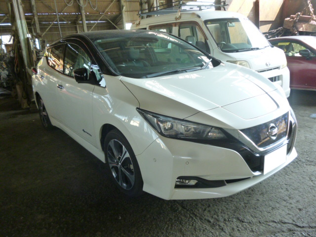 ニッサンリーフ令和元年式(2019年式)京都府八幡市の買取実績2026/01/15画像1