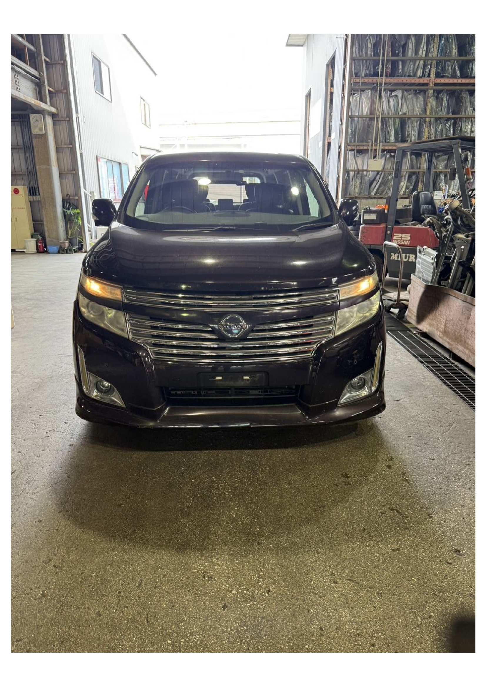 ニッサンエルグランド不明式(年式)高知県高知市の買取実績2026/01/23画像1