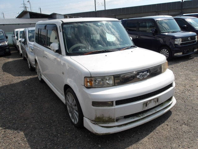 トヨタｂＢ平成16年式(2004年式)新潟県新潟市の買取実績2026/01/15画像1