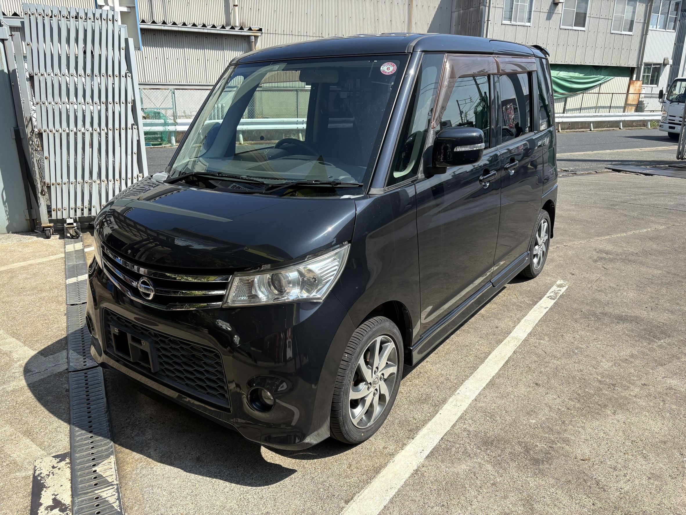 ニッサンルークス平成22年式(2010年式)鳥取県鳥取市の買取実績2026/01/15画像1