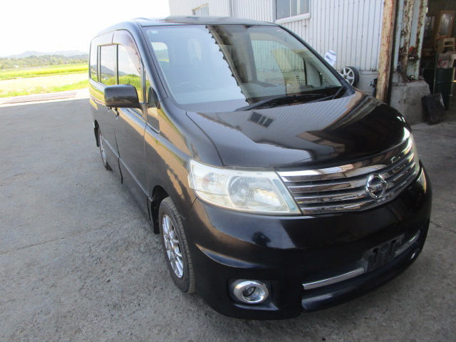 ニッサンセレナ平成18年式(2006年式)富山県射水市の買取実績2026/01/15画像1