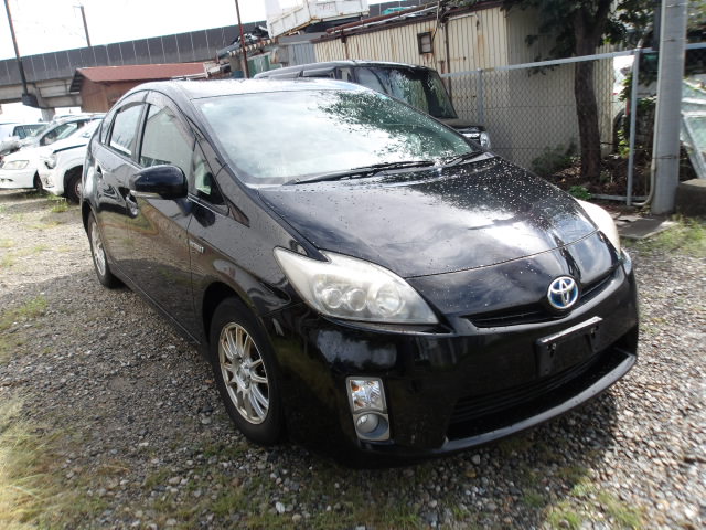 トヨタプリウス平成23年式(2011年式)新潟県新潟市の買取実績2026/01/23画像1