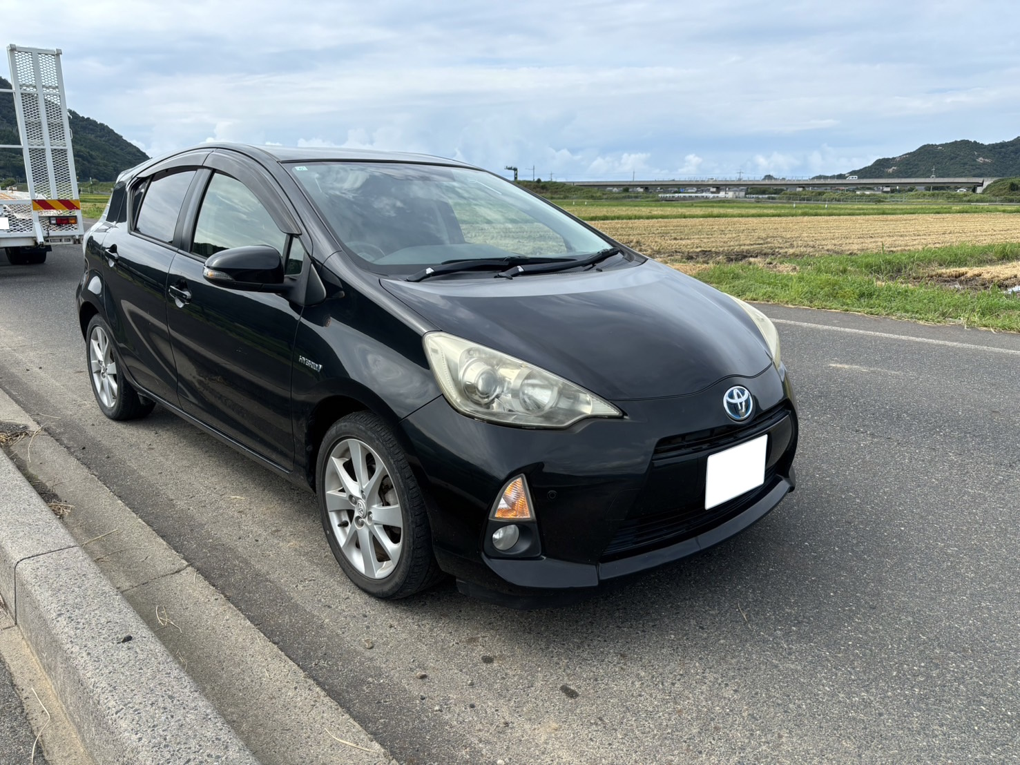 トヨタアクア平成25年式(2013年式)鳥取県岩美郡 岩美町の買取実績2026/01/23画像1