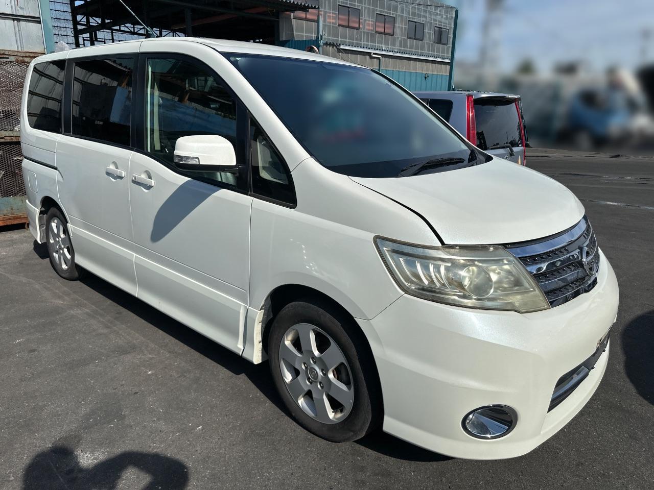 ニッサンセレナ平成20年式(2008年式)岐阜県海津市の買取実績2026/01/28画像1