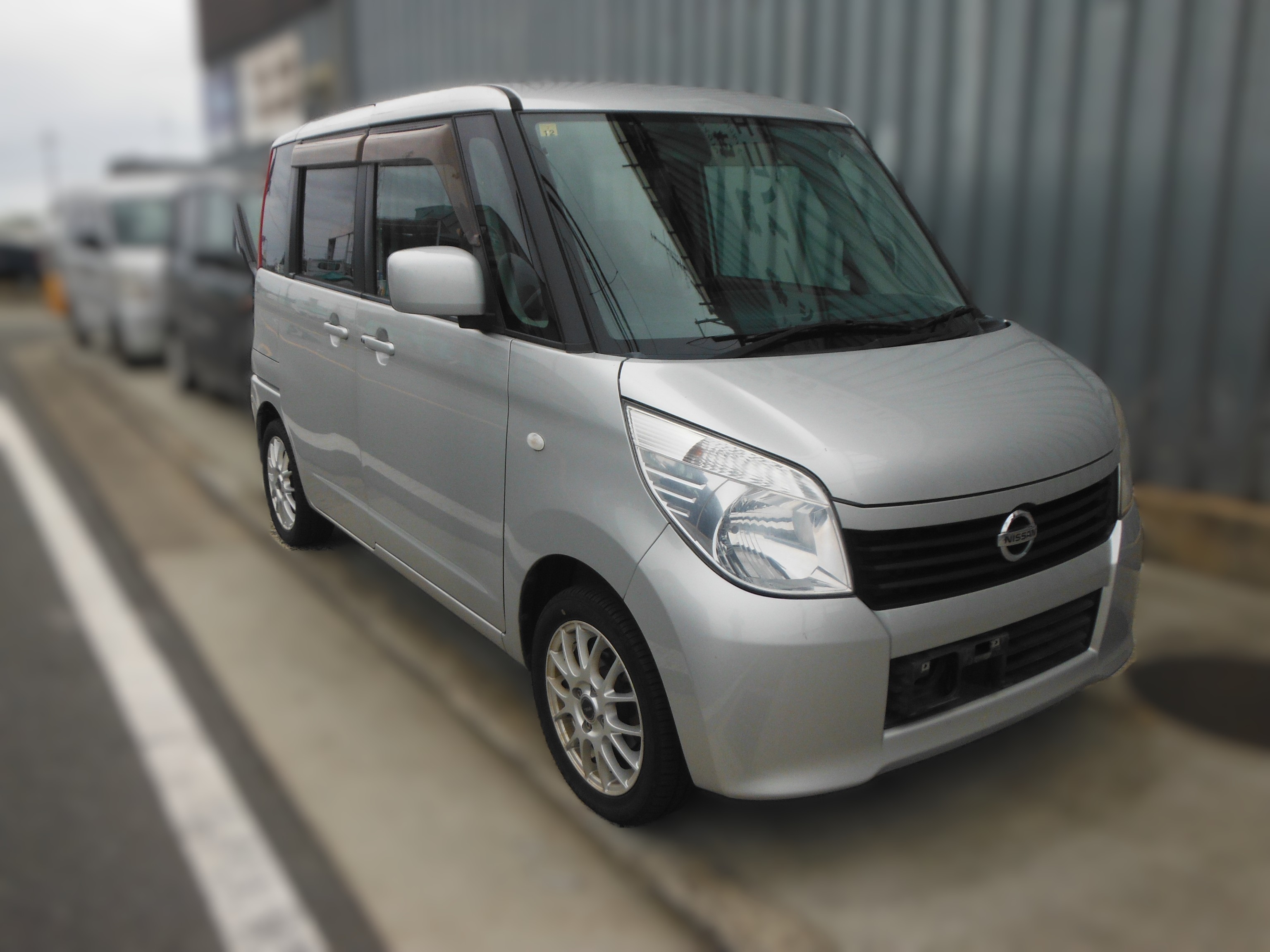 ニッサンルークス平成21年式(2009年式)大阪府羽曳野市の買取実績2026/01/28画像1