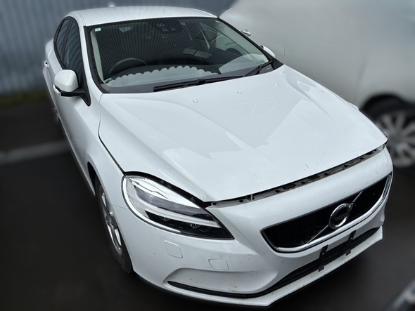 ボルボボルボ・Ｖ４０平成29年式(2017年式)北海道旭川市の買取実績2026/01/28画像1