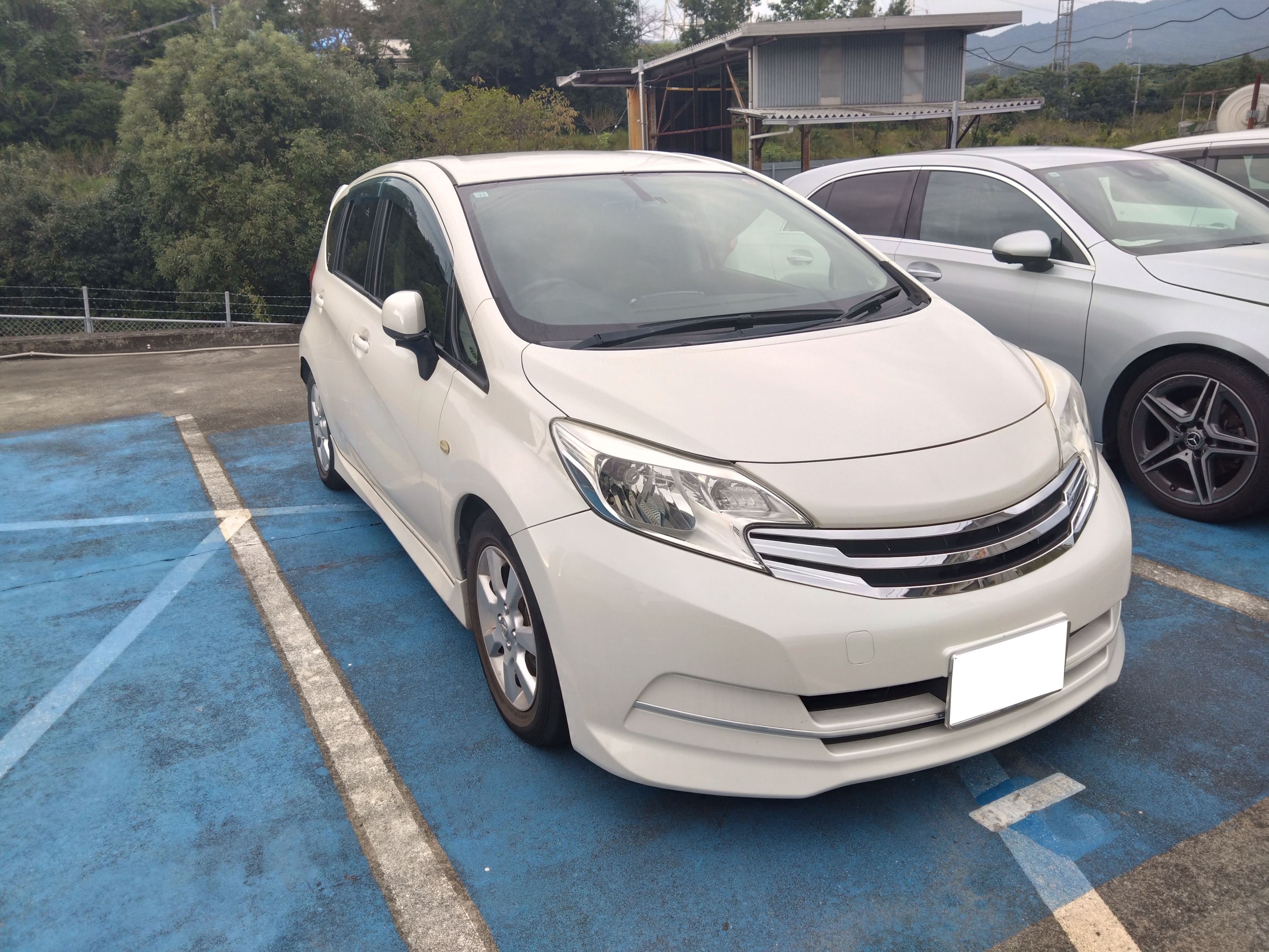 ニッサンノート平成24年式(2012年式)福岡県福岡市の買取実績2026/01/28画像1