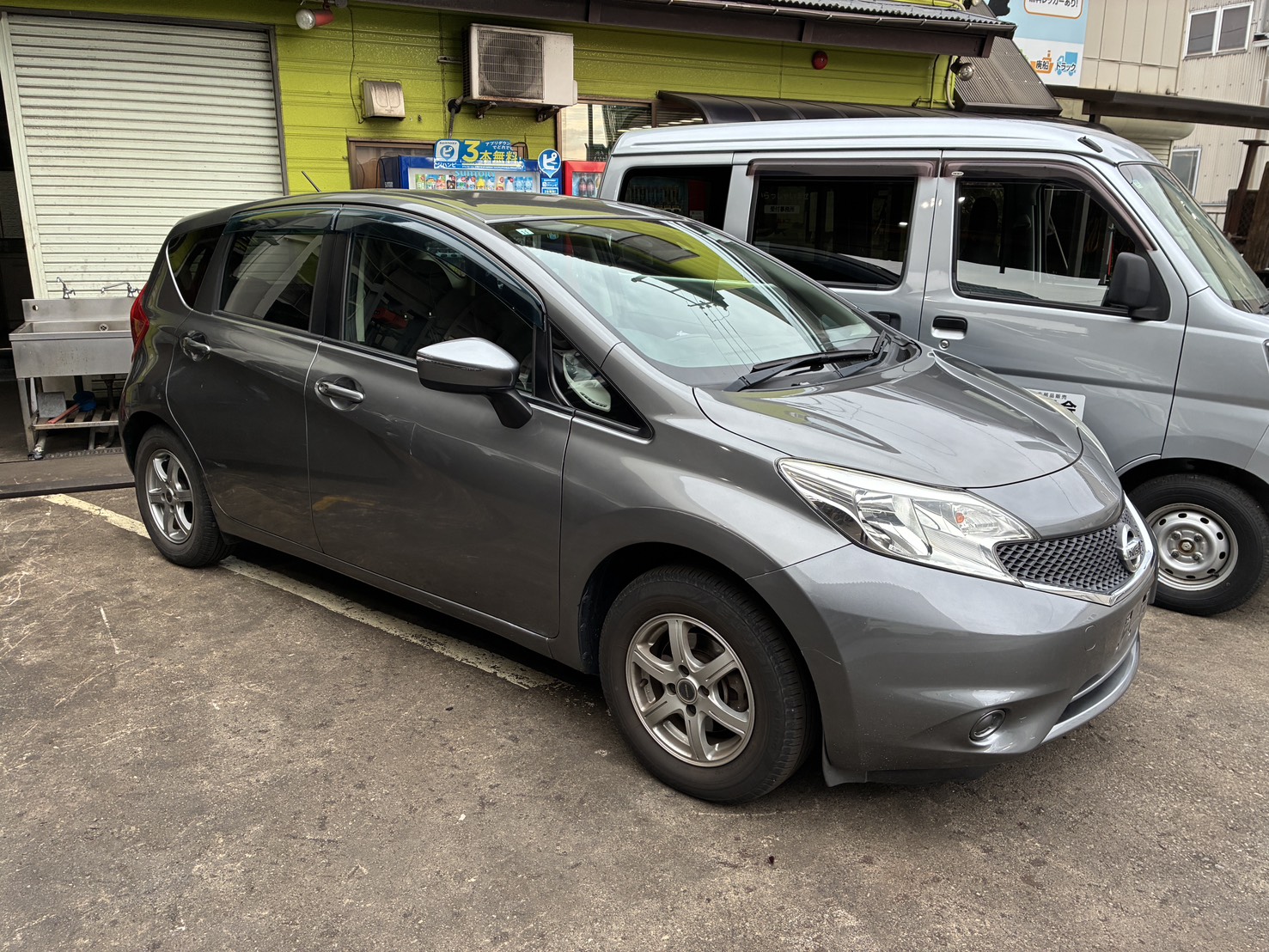 ニッサンノート平成27年式(2015年式)鳥取県八頭郡 八頭町の買取実績2026/01/28画像1