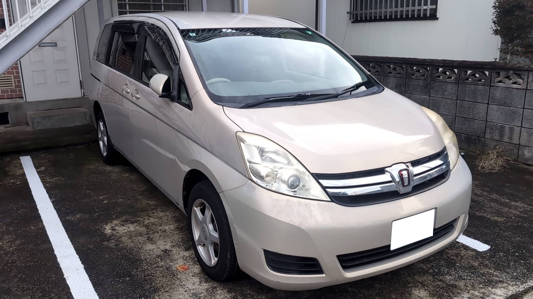 トヨタ アイシスの買取実績画像1