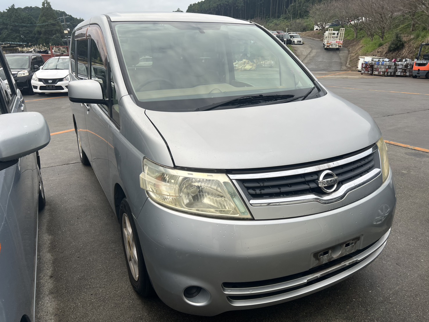 ニッサンセレナ平成17年式(2005年式)鹿児島県鹿児島市の買取実績2026/02/05画像1