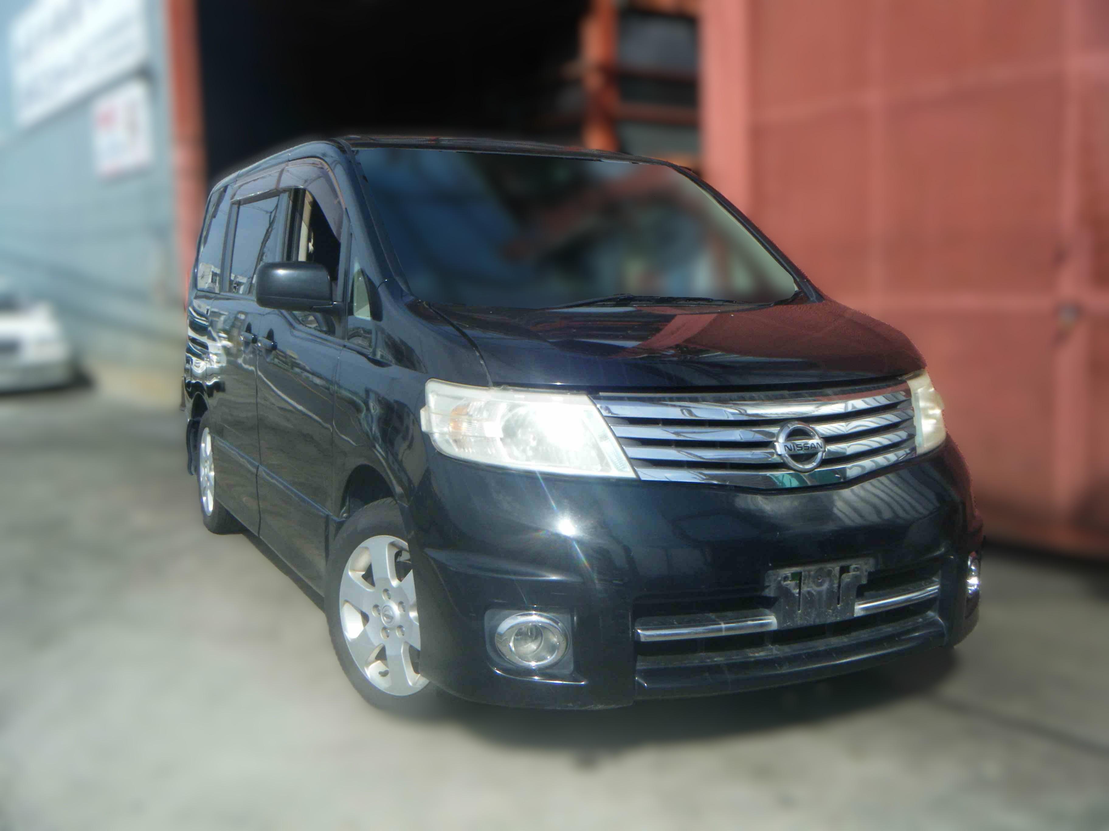 ニッサンセレナ平成21年式(2009年式)大阪府東大阪市の買取実績2026/02/12画像1