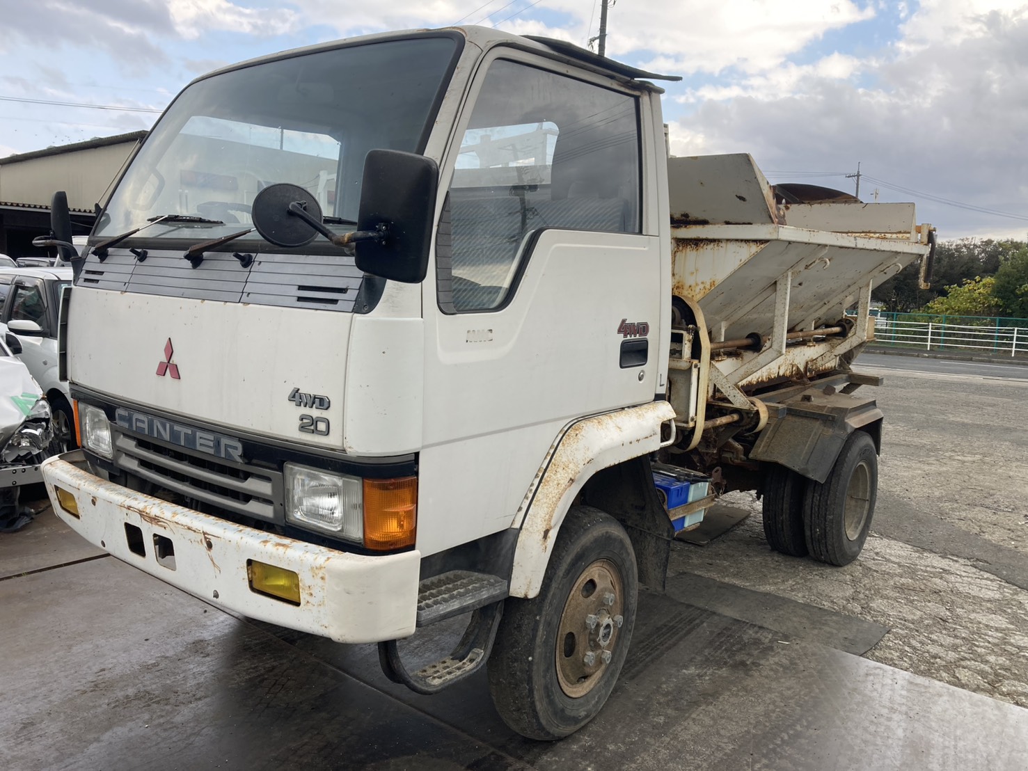 三菱ふそうキャンター不明式(年式)鳥取県鳥取市の買取実績2026/02/05画像1