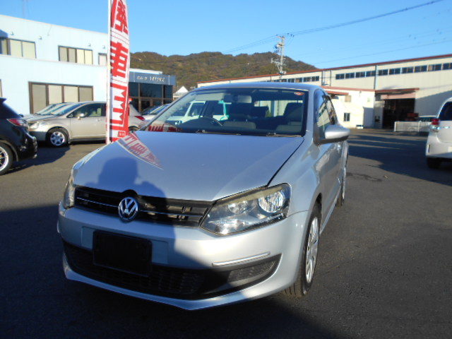 フォルクスワーゲンポロ平成22年式(2010年式)静岡県榛原郡 吉田町の買取実績2026/02/12画像1