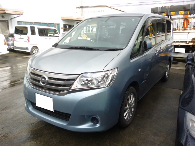 ニッサンセレナ平成25年式(2013年式)京都府京田辺市の買取実績2026/03/10画像1