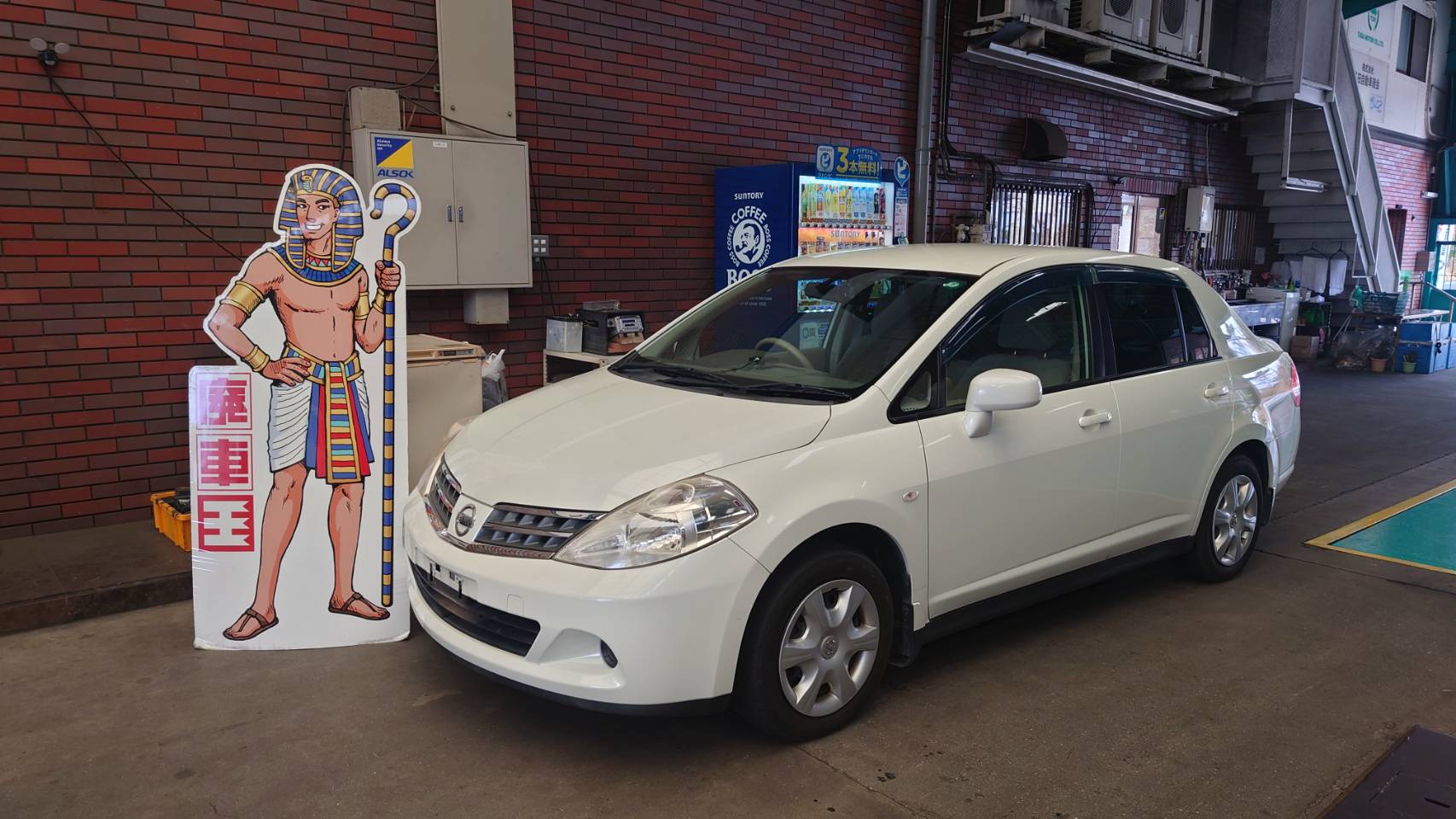 ニッサンティーダラティオ平成23年式(2011年式)兵庫県小野市の買取実績2026/03/27画像1